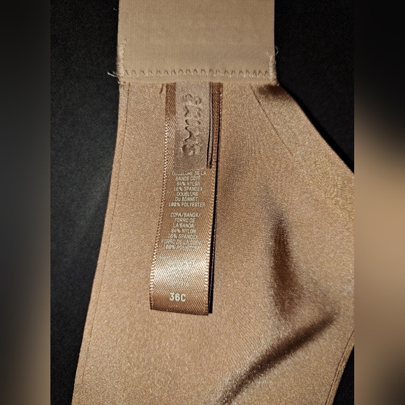 💕 NEW SKIMS Ultimate Padded Plunge Pushup Push Up Teardrop bra Nude Clay 36C - Picture 3 of 12